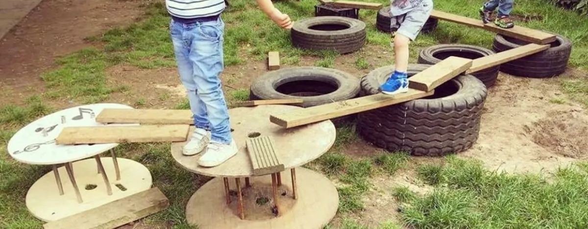 Loose parts play