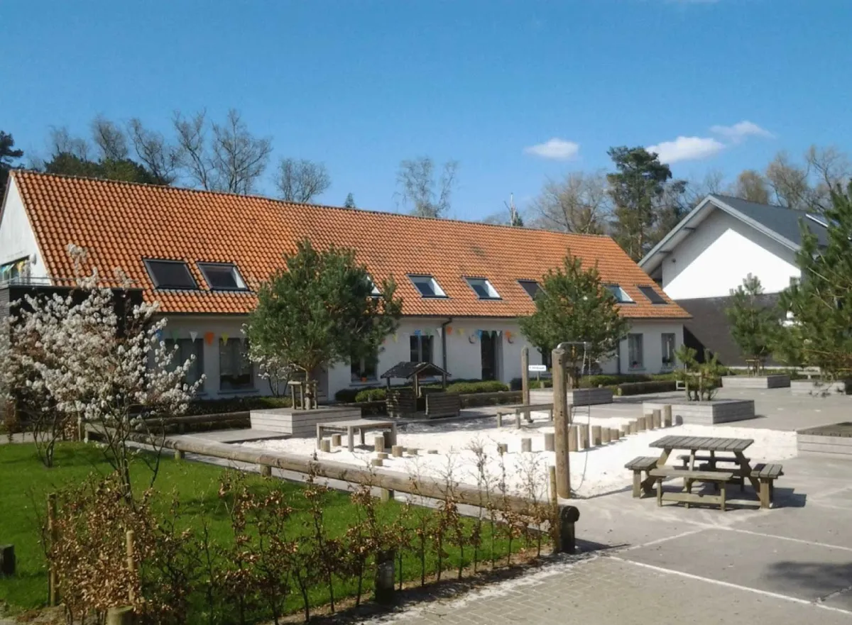 Speelplaats school buitengewoon onderwijs